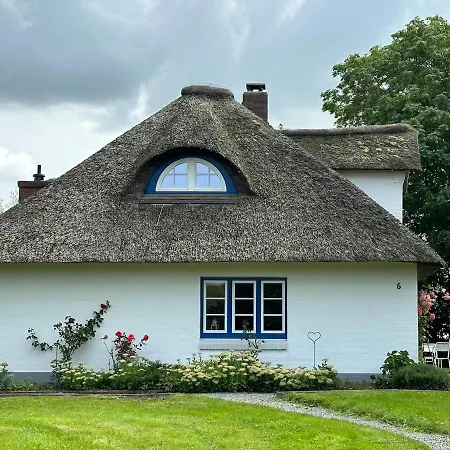 Deichgut Gemuetliches Reetdachhaus Nahe St Peter-ording 別荘 Osterhever